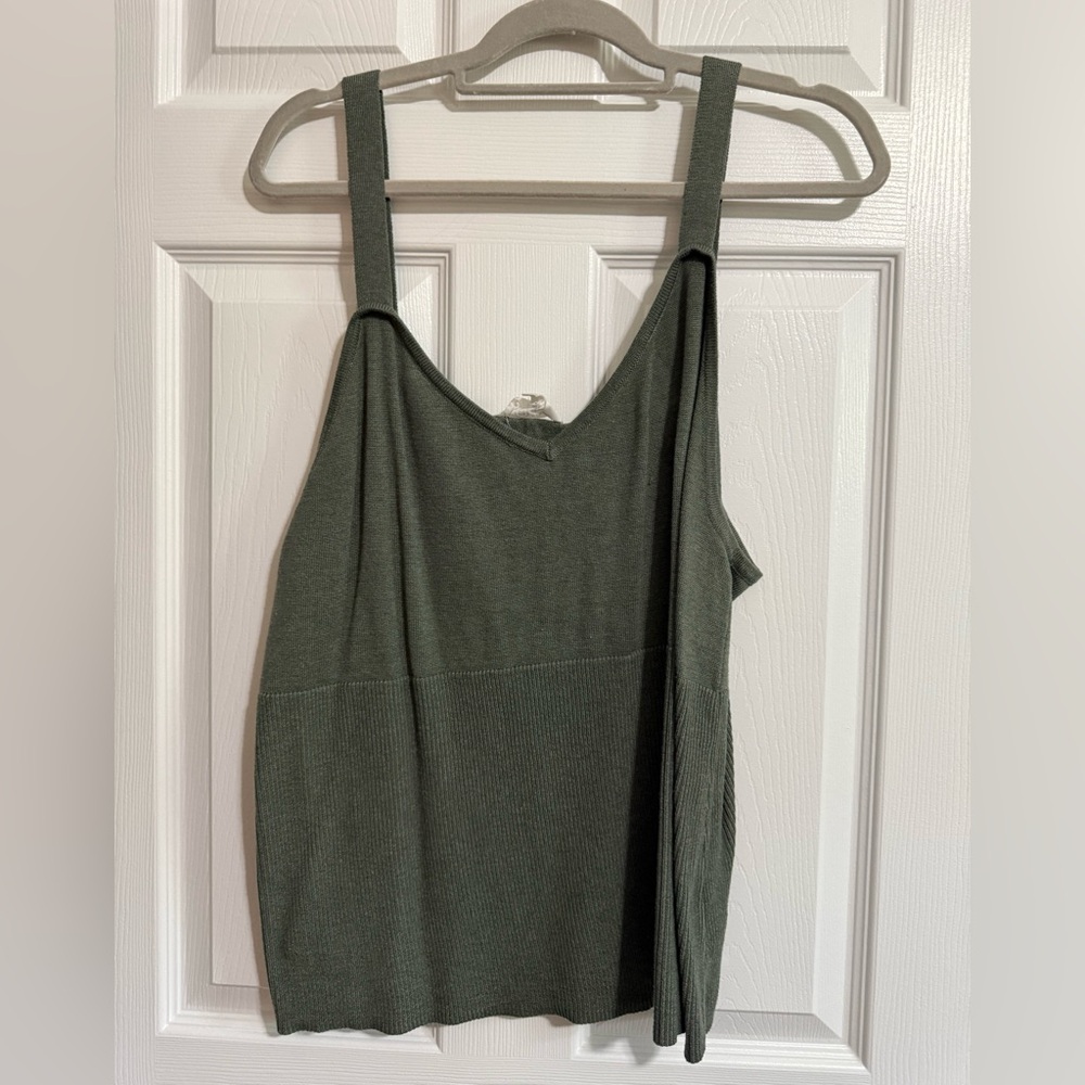 Elegant Olive Green Women's Sweater Tank Top - Candace Cameron Bure size 2X